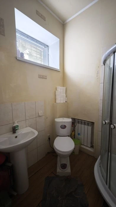 Продам 3к квартиру 130 кв.м. на пр.Леси Украинки