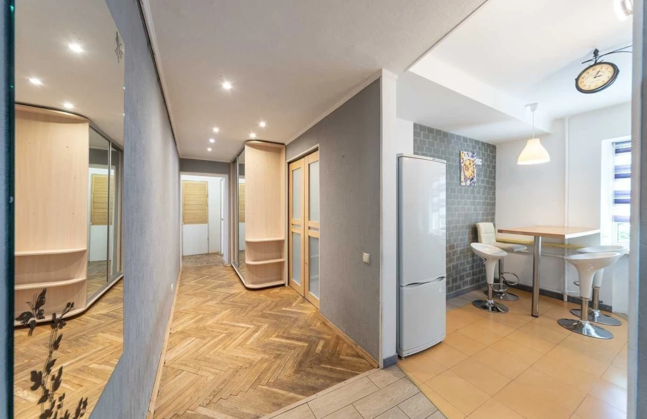 Sale of a 3-room apartment of 65 m², Belorusskaya street, 17A