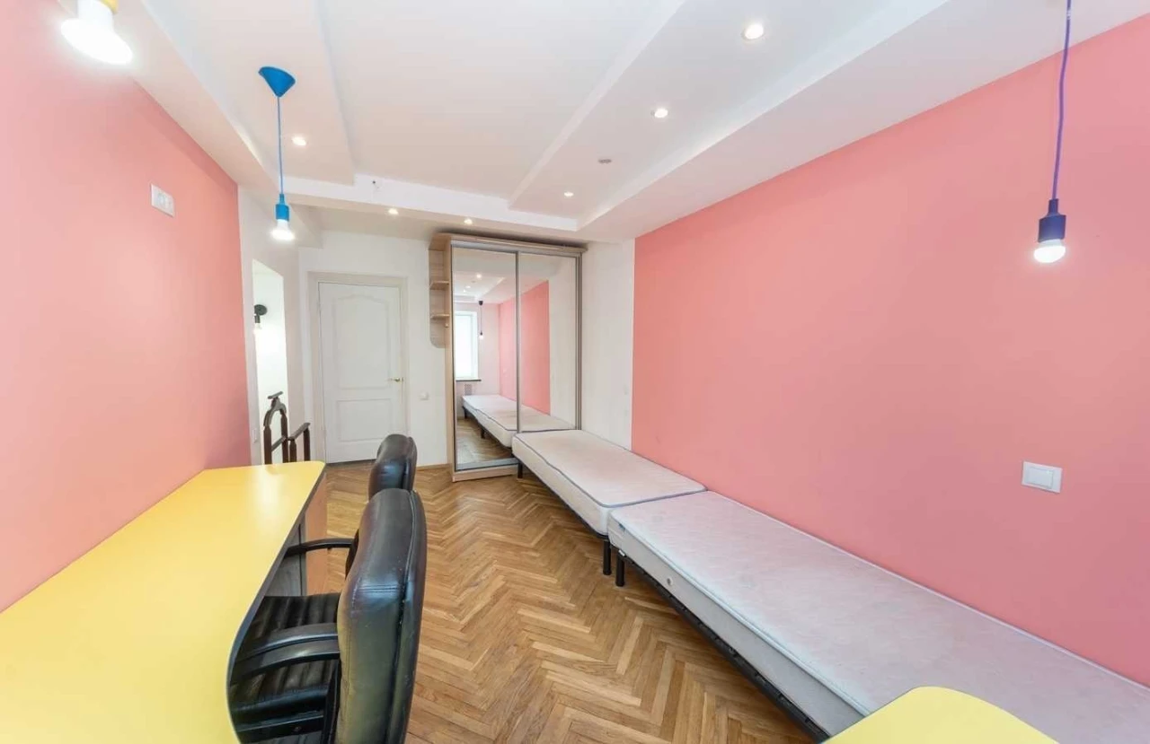 Sale of a 3-room apartment of 65 m², Belorusskaya street, 17A