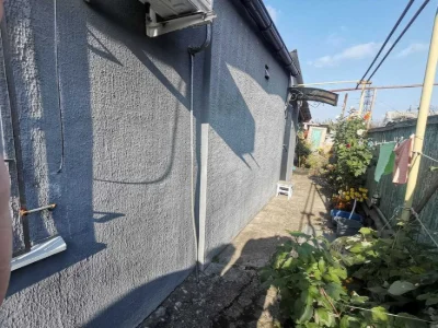 Sale of part of a house in the Zeleny Yar area