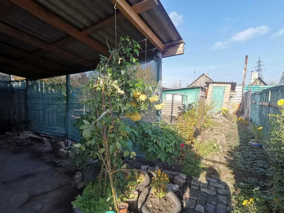 Sale of part of a house in the Zeleny Yar area