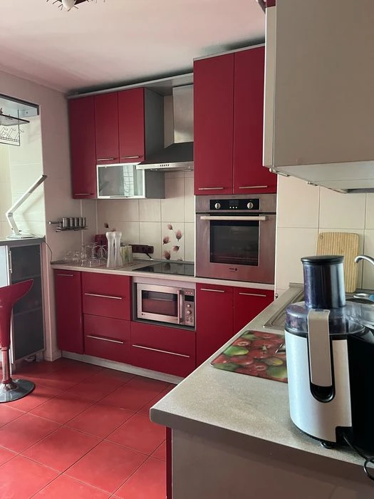 For sale 4 rooms in Odesa, near Klas