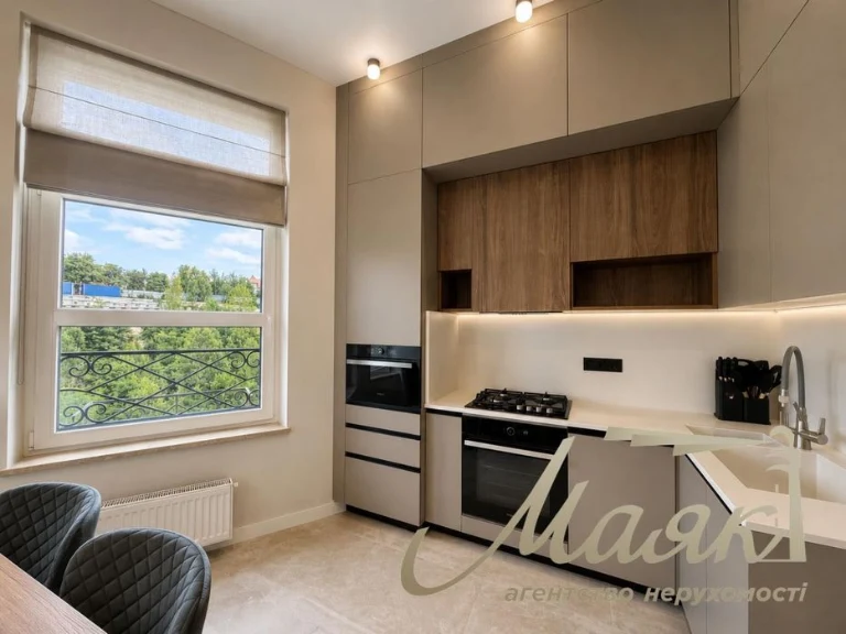 2-room apartment for sale 60 m² in residential complex "52 Perlyna"/Pechersk