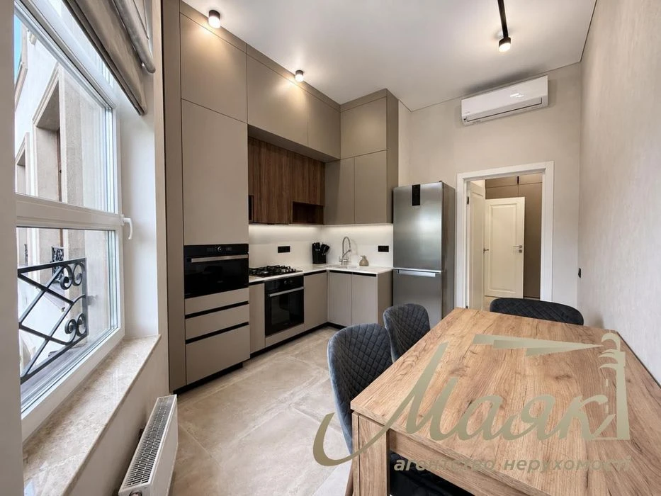 2-room apartment for sale 60 m² in residential complex "52 Perlyna"/Pechersk