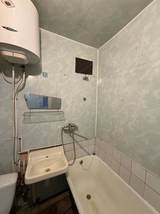 Срочно! Продам 1к квартиру Приднепровск Самарский район Лев.