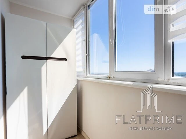Sale of 1-room apartment 37 sq. m. on Yuliya Zdanovskaya St. 34B • I