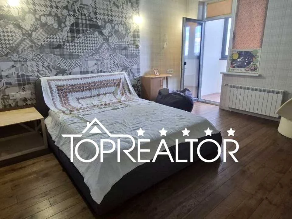 Apartment. Kharkiv, Botanichna St.