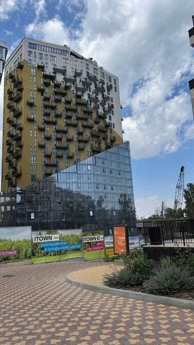 Паркинг Айтаун Itown дом С А Софиевская