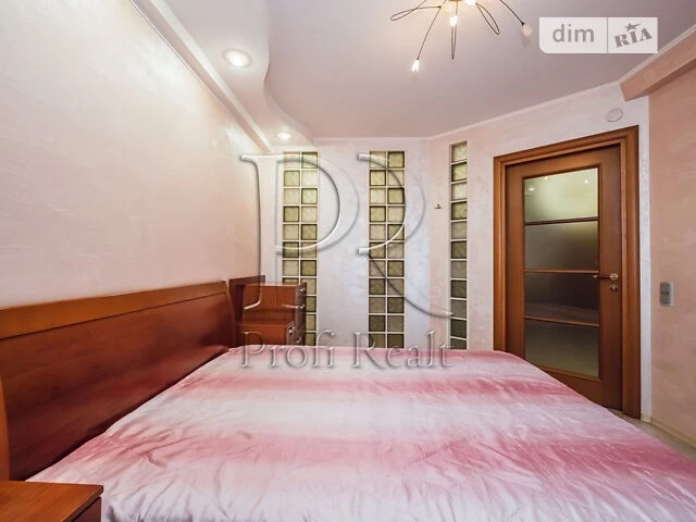 Sale of 2-room apartment 53.8 sq. m. on Profesora Pidvysotskogo Street