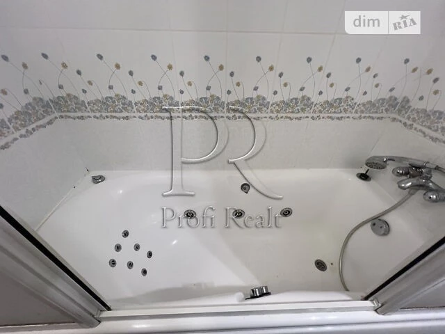 Sale of 2-room apartment 53.8 sq. m. on Profesora Pidvysotskogo Street