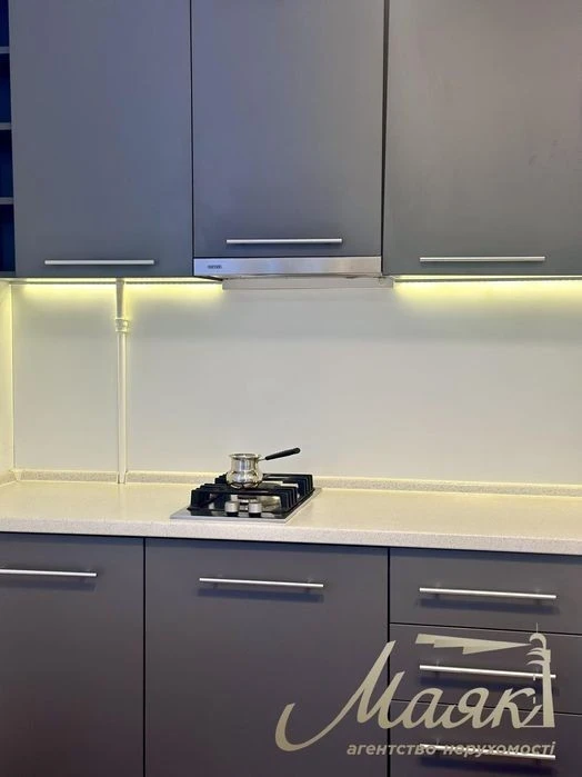 Продаж квартири 40 м² у самому центрі Києва вул. Заньковецьк