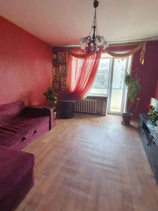 2nd apartment for sale in Voznesenovsky district, Intourist district