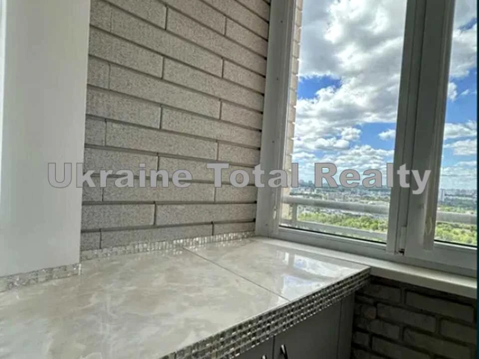 Apartment. Kyiv, Heroes of the Azov Regiment St. (Marshal Malinovsk