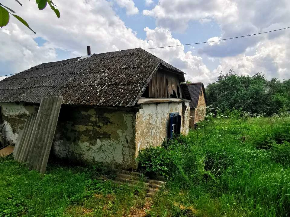 Ділянка. Полтава, Космічна вул.