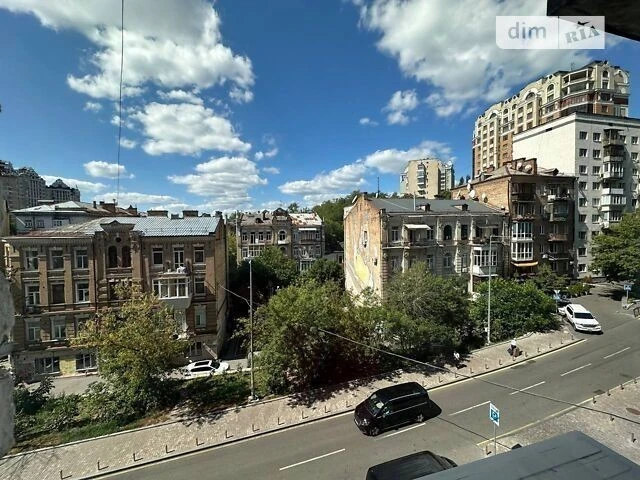 Продажа 2к квартиры 49.6 кв. м по ул. Ивана Франко 7 • ID 34