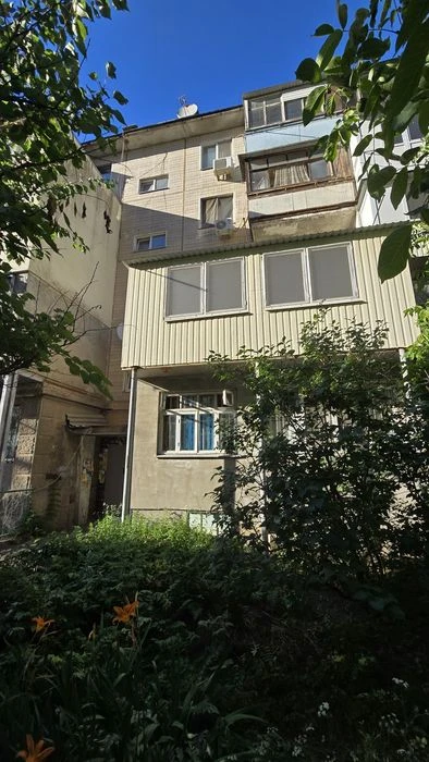 Черёмушки/Малиновского, Хрущёвка, Продам квартиру 64 кв.м.