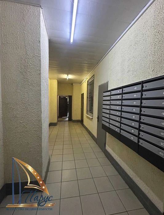 Продаж 2-кімнатна Правий берег  Рельефна 8