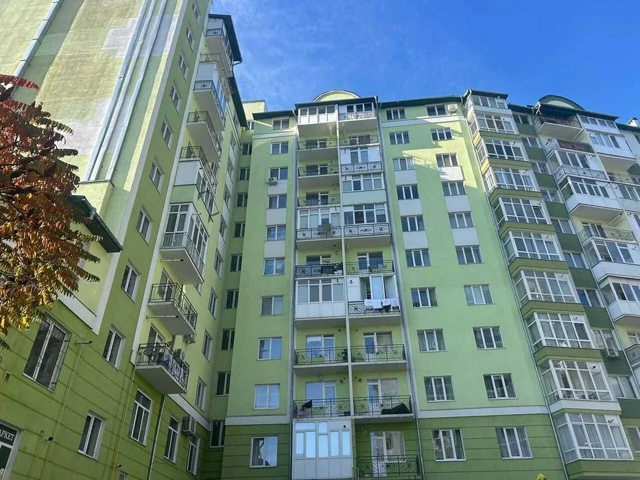 Готова к ремонту 1км с балконом! Обжитый дом