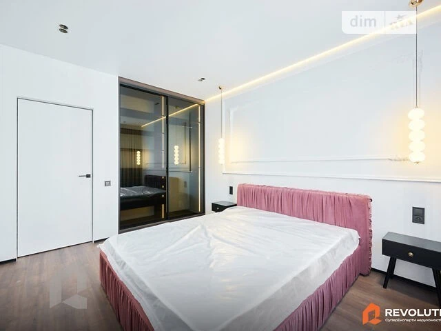 Продажа 1к квартиры 47.1 кв. м по ул. Александра Олеся 10 •