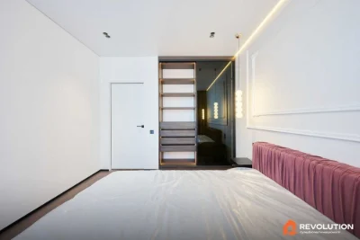Продажа 1к квартиры 47.1 кв. м по ул. Александра Олеся 10 •