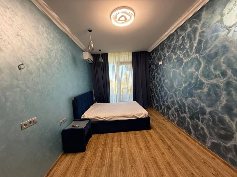 Срочно 12 в. Б.Фонтана продам 2 ком кв 82 м. ЖК Коста Фонтан