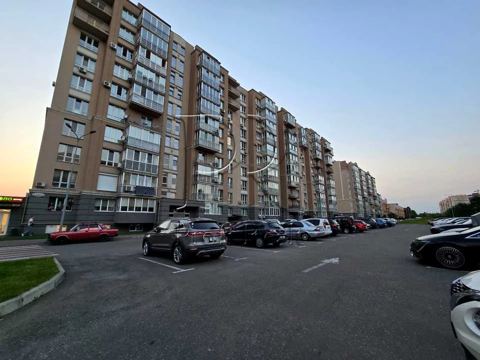 Apartment. Kyiv, Metrological Street.
