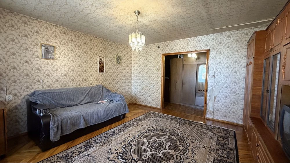 Продаж 3-кімнатної квартири в центрі міста