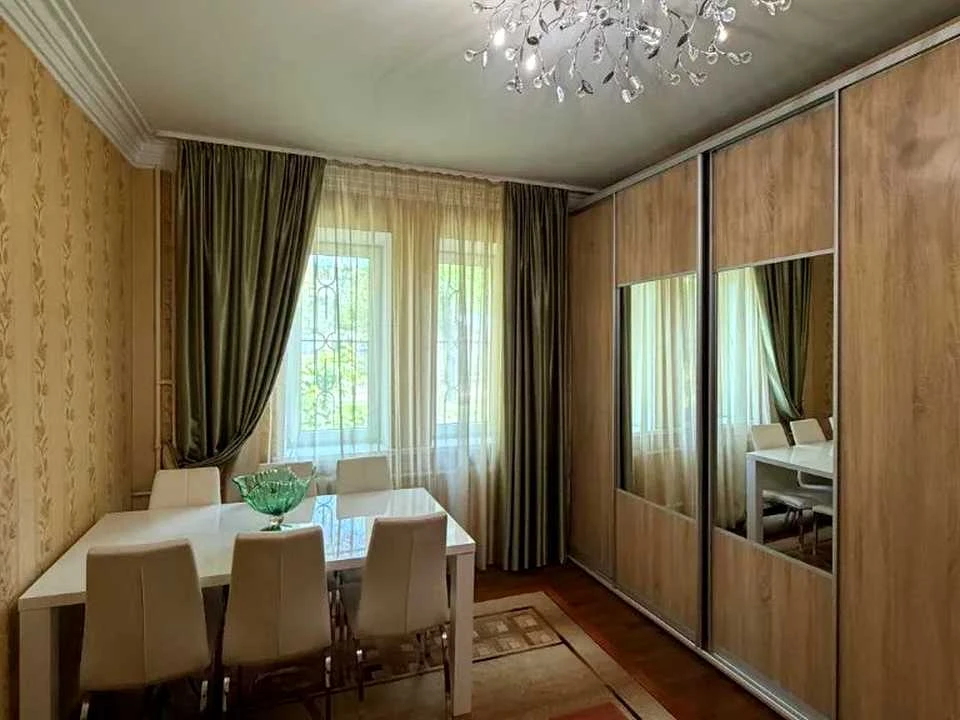 Apartment. Dnipro, Viktora Merzlenko St. (Huliana Grimau)