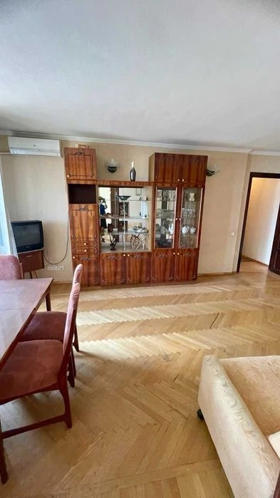 Продам квартиру в центре на Рогалева/Менора/сквер/Планетарий