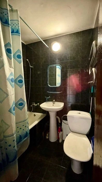 Продам квартиру в центре на Рогалева/Менора/сквер/Планетарий