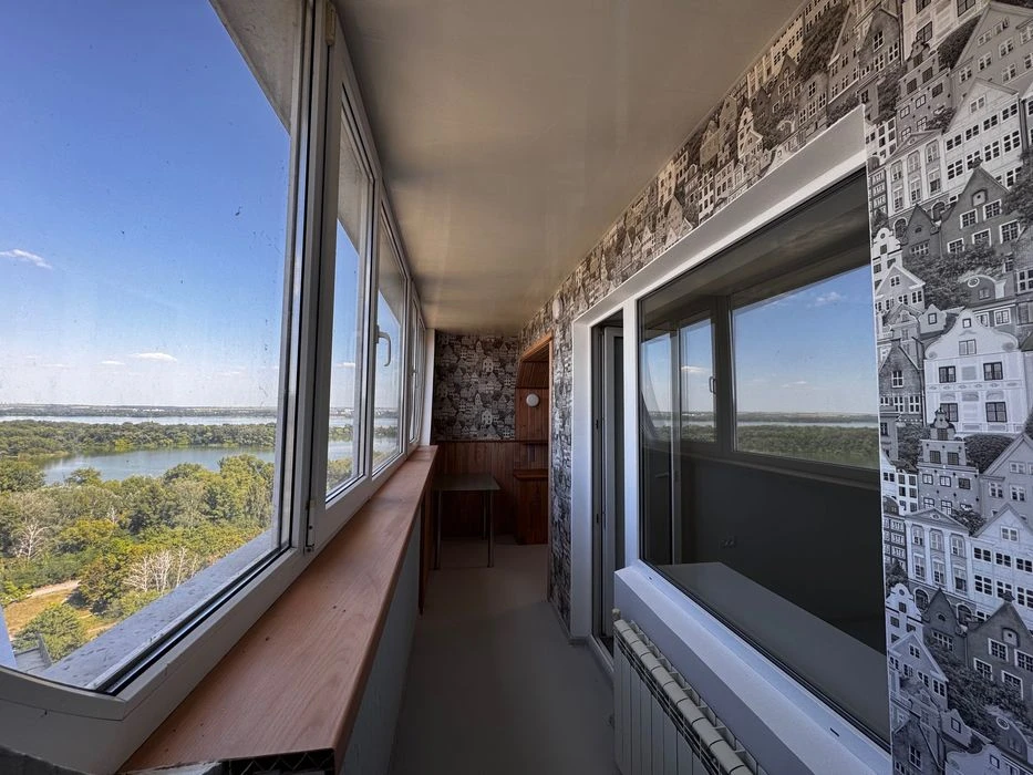 Продам ЖМ Победа, 2 к квартира с ремонтом, пр.Героев, набере