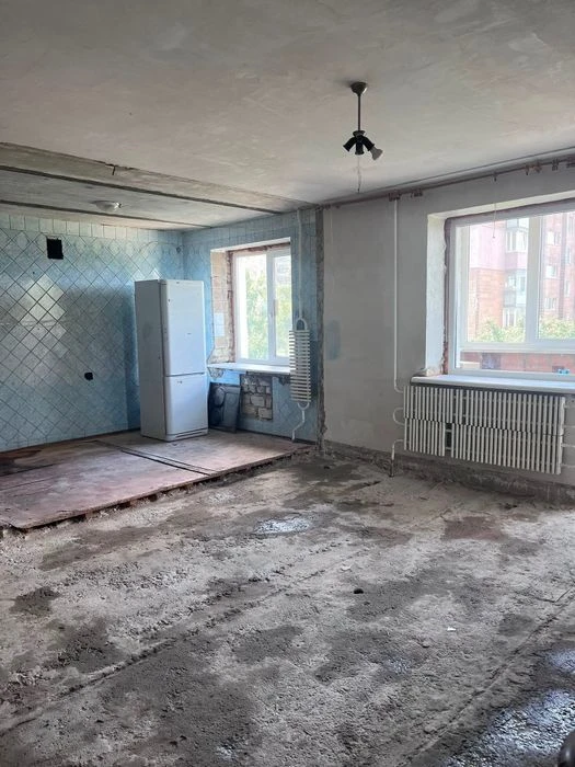 For sale 4-room apartment, Academician Bogomolets St., Novo