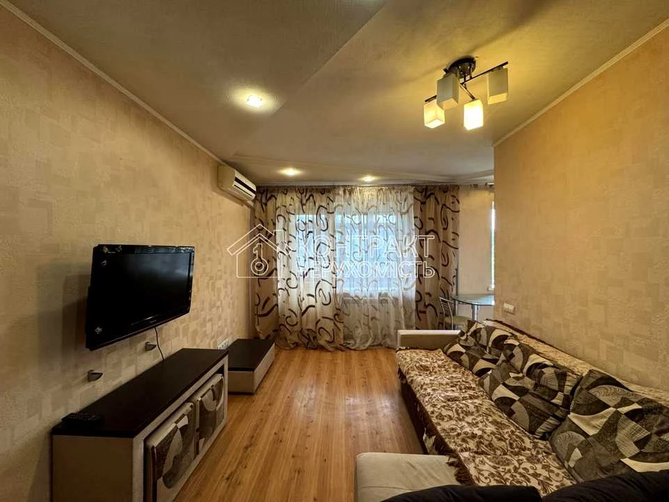 Apartment. Kharkiv, Glisada Dzhusa lane. (Trinklera)