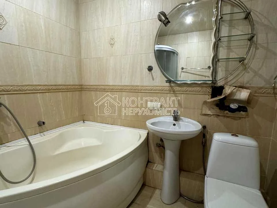 Apartment. Kharkiv, Glisada Dzhusa lane. (Trinklera)