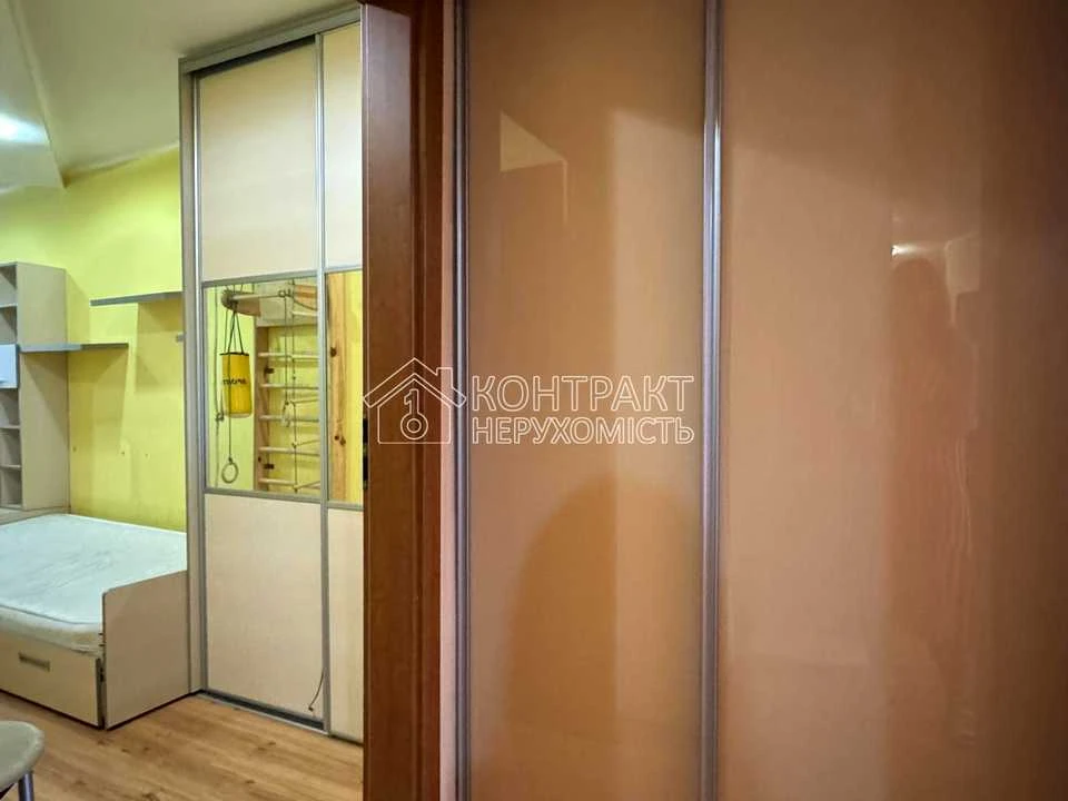 Apartment. Kharkiv, Glisada Dzhusa lane. (Trinklera)