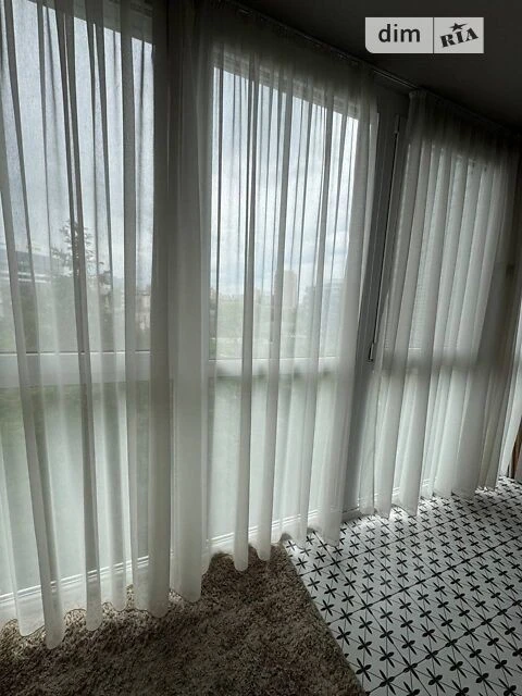 Sale of 3-room apartment 80.9 sq. m. on Kosti Gordiyenka 1A •