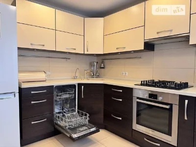 Sale of 3-room apartment 80.9 sq. m. on Kosti Gordiyenka 1A •