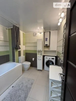 Sale of 3-room apartment 80.9 sq. m. on Kosti Gordiyenka 1A •