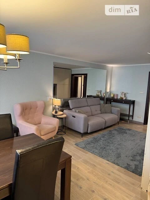 Sale of 3-room apartment 80.9 sq. m. on Kosti Gordiyenka 1A •