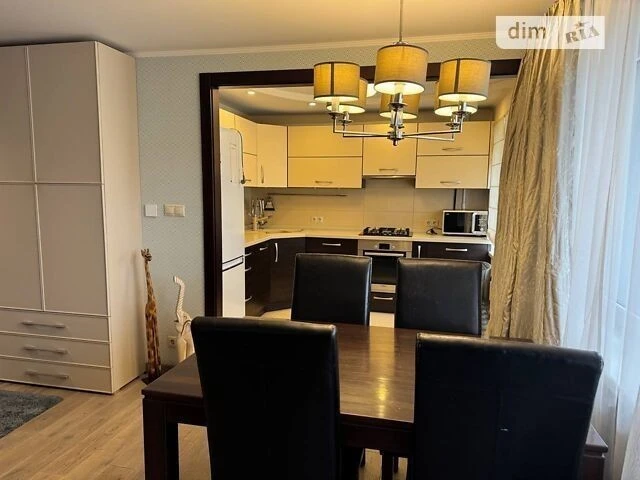 Sale of 3-room apartment 80.9 sq. m. on Kosti Gordiyenka 1A •