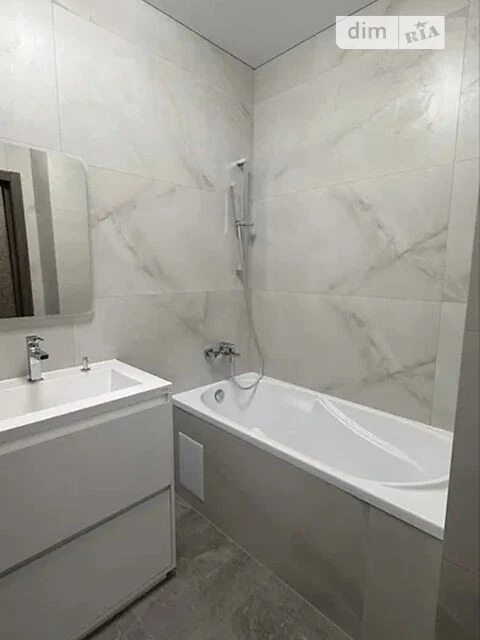 Продаж 2к квартири 73 кв. м на вул. Сергія Данченка 32А • ID