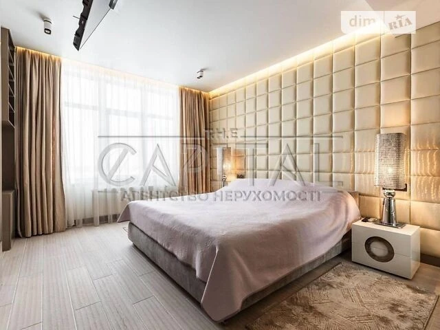 Продаж 3к квартири 120 кв. м на вул. Андрія Верхогляда • ID