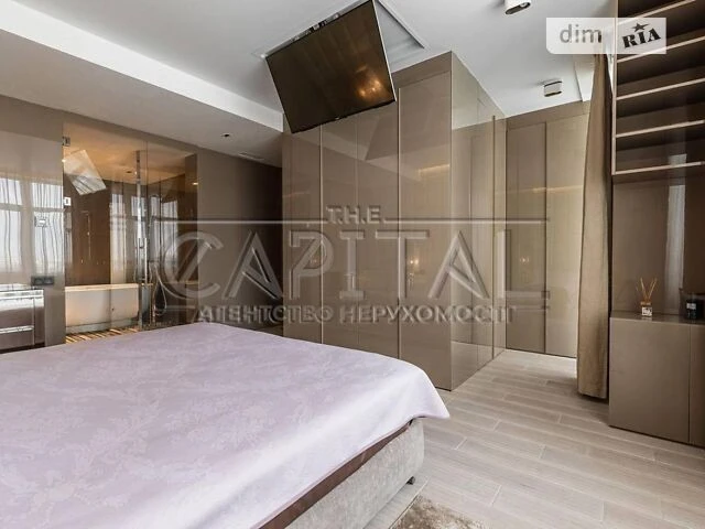 Продаж 3к квартири 120 кв. м на вул. Андрія Верхогляда • ID