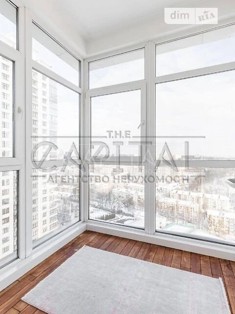Продаж 3к квартири 120 кв. м на вул. Андрія Верхогляда • ID