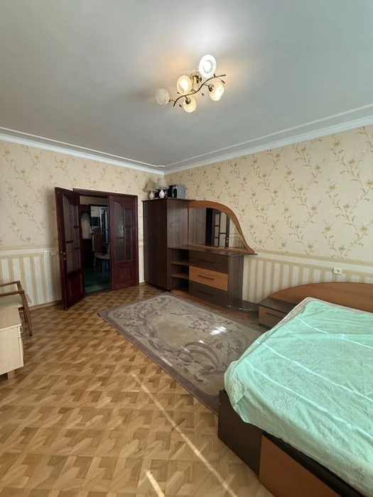 Продам 4-ком квартиру Тенистая / Аркадия