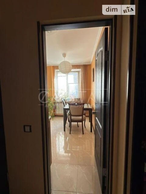 Продажа 2к квартиры 73 кв. м на бульв. Дарницкий 8 • ID 347140