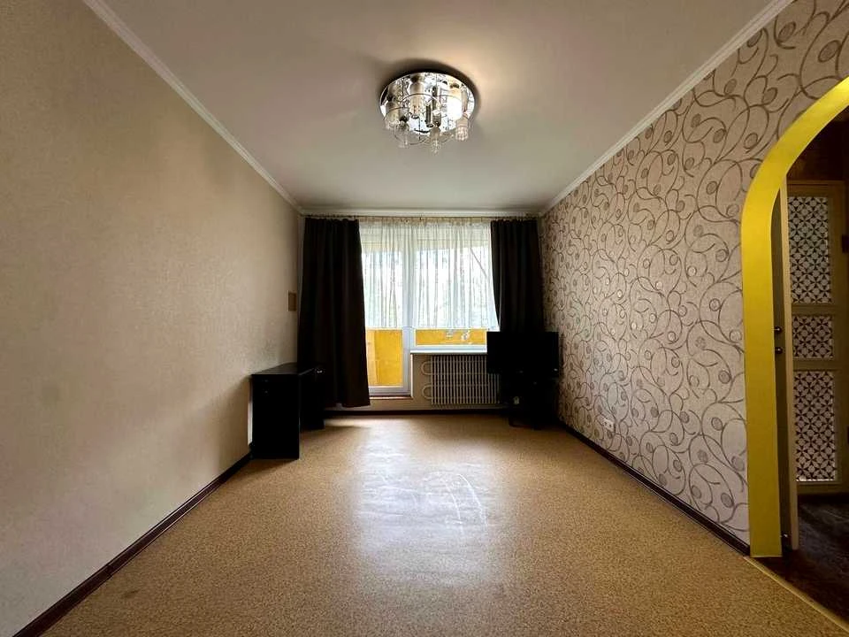 Apartment. Kharkiv, Ludviga Svobody Ave.