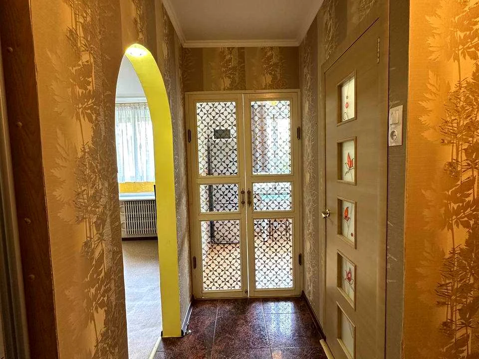 Apartment. Kharkiv, Ludviga Svobody Ave.
