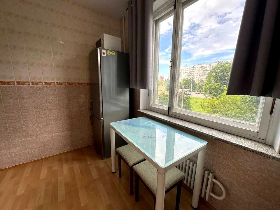 Apartment. Kharkiv, Ludviga Svobody Ave.