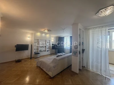 Keys! Top! 3-room apartment for sale on Kharkivske Shosse, 58A